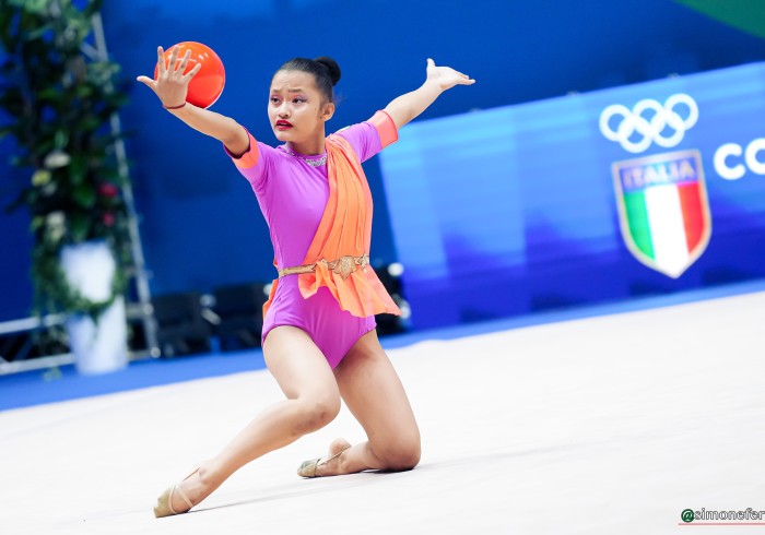 Milano - FIG World Cup GR 2025 - Qualifiche individuali e squadra (day1)